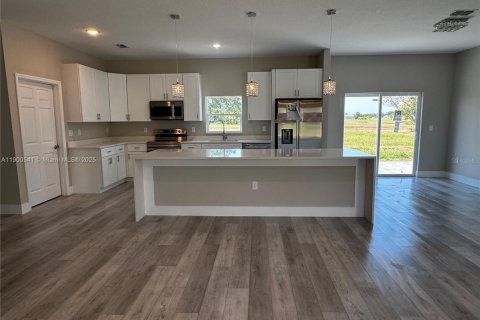 Casa en venta en Sebring, Florida, 3 dormitorios № 1953007 - foto 8