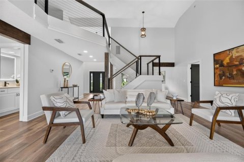 Casa en venta en Brandon, Florida, 4 dormitorios, 285.77 m2 № 2351625 - foto 12