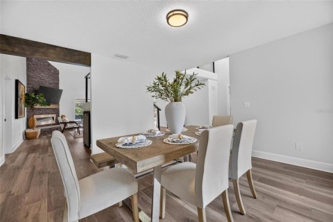 Casa en venta en Brandon, Florida, 4 dormitorios, 285.77 m2 № 2351625 - foto 14