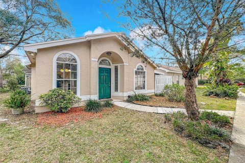 House in Sanford, Florida 3 bedrooms, 103.03 sq.m. № 2100527