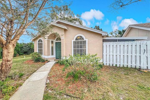 Casa en venta en Sanford, Florida, 3 dormitorios, 103.03 m2 № 2100527 - foto 2