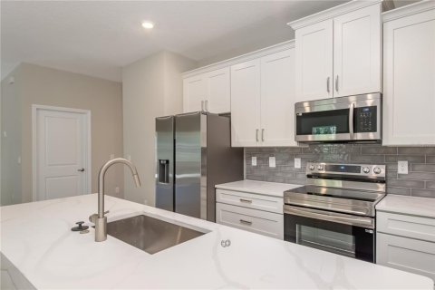 Casa en venta en Inverness, Florida, 4 dormitorios, 193.33 m2 № 1799832 - foto 18