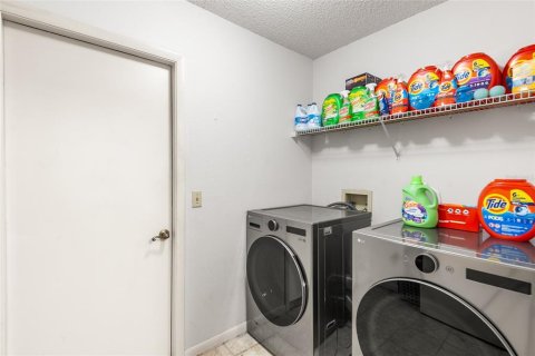House in Lakeland, Florida 2 bedrooms, 143.35 sq.m. № 2217125 - photo 26