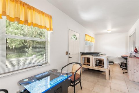 House in Lakeland, Florida 2 bedrooms, 143.35 sq.m. № 2217125 - photo 14