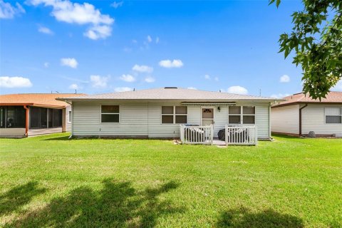 House in Lakeland, Florida 2 bedrooms, 143.35 sq.m. № 2217125 - photo 4