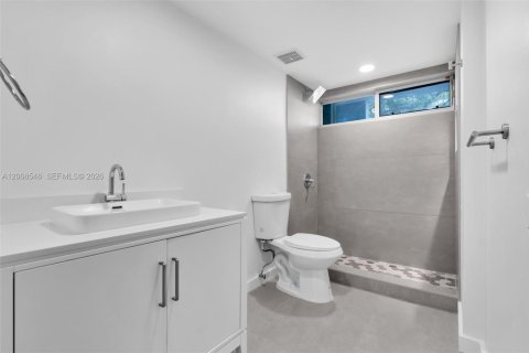 Condo in Miami, Florida, 2 bedrooms № 2074156 - photo 17