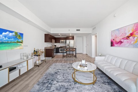 Condominio en venta en Miami, Florida, 1 dormitorio, 58.34 m2 № 1861970 - foto 7
