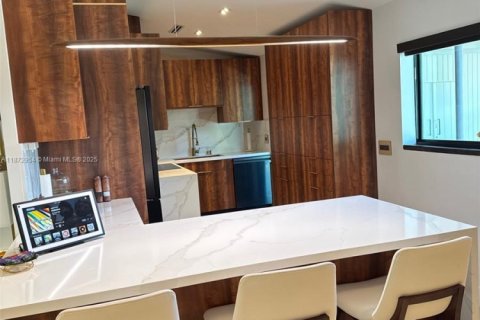 Villa ou maison à vendre à Fort Lauderdale, Floride: 3 chambres, 134.71 m2 № 1927916 - photo 11