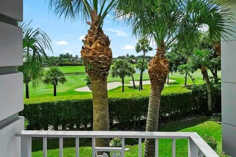 Condominio en alquiler en West Palm Beach, Florida, 2 dormitorios, 133.97 m2 № 1224807 - foto 1