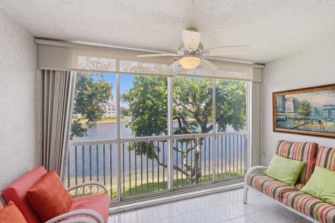 Купить кондоминиум в Тамарак, Флорида 3 комнаты, 112.88м2, № 2261540 - фото 20