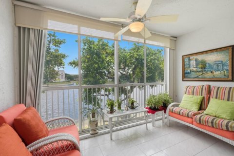 Купить кондоминиум в Тамарак, Флорида 3 комнаты, 112.88м2, № 2261540 - фото 16