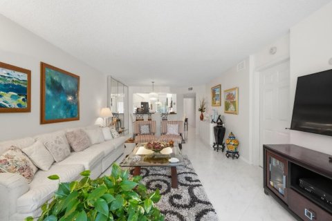 Купить кондоминиум в Тамарак, Флорида 3 комнаты, 112.88м2, № 2261540 - фото 2