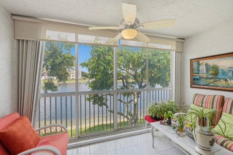 Купить кондоминиум в Тамарак, Флорида 3 комнаты, 112.88м2, № 2261540 - фото 19