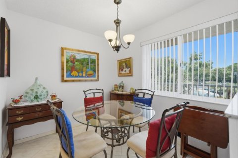 Купить кондоминиум в Тамарак, Флорида 3 комнаты, 112.88м2, № 2261540 - фото 24
