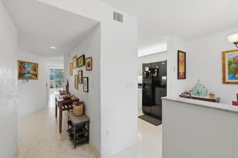 Купить кондоминиум в Тамарак, Флорида 3 комнаты, 112.88м2, № 2261540 - фото 23