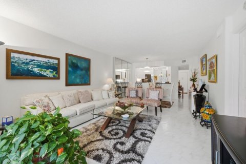Купить кондоминиум в Тамарак, Флорида 3 комнаты, 112.88м2, № 2261540 - фото 5