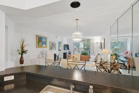 Купить кондоминиум в Тамарак, Флорида 3 комнаты, 112.88м2, № 2261540 - фото 10