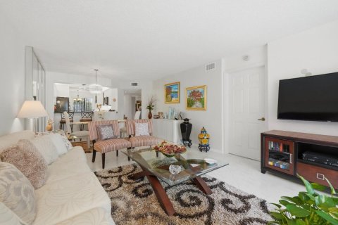Купить кондоминиум в Тамарак, Флорида 3 комнаты, 112.88м2, № 2261540 - фото 3