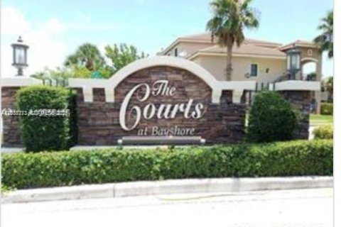 Touwnhouse à Cutler Bay, Floride 3 chambres, 140.75 m2 № 2154604
