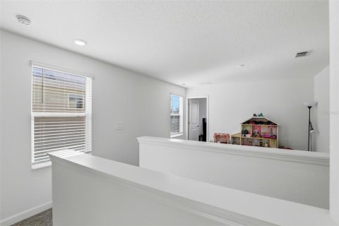 House in Orlando, Florida 4 bedrooms, 228.54 sq.m. № 2218275 - photo 28
