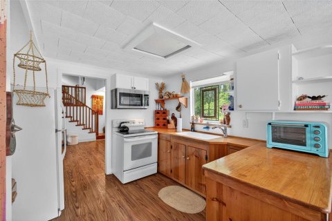 Villa ou maison à vendre à San Antonio, Floride: 2 chambres, 148.64 m2 № 1902349 - photo 2