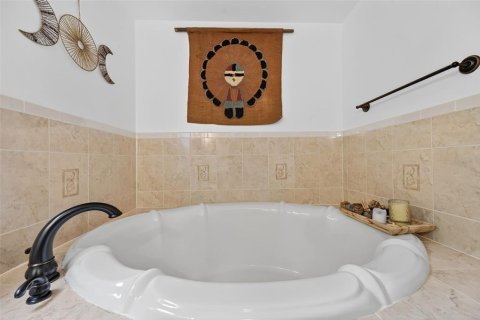 Villa ou maison à vendre à San Antonio, Floride: 2 chambres, 148.64 m2 № 1902349 - photo 21