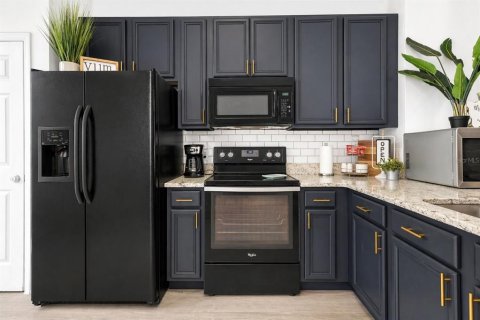 Townhouse in Kissimmee, Florida 3 bedrooms, 124.21 sq.m. № 2216063 - photo 4