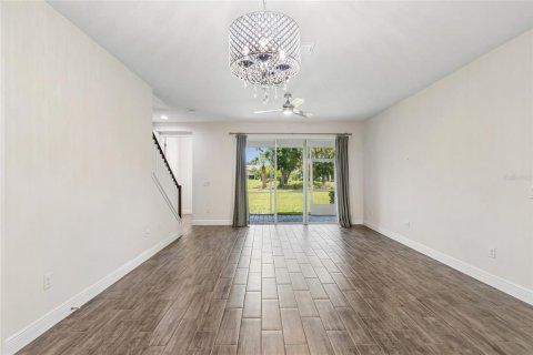 Adosado en venta en Oldsmar, Florida, 3 dormitorios, 175.4 m2 № 2195835 - foto 7