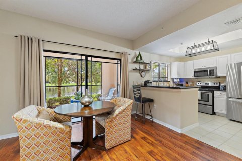 Condo in Palm Beach Gardens, Florida, 3 bedrooms  № 2352611 - photo 25