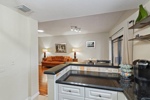 Condo in Palm Beach Gardens, Florida, 3 bedrooms  № 2352611 - photo 30