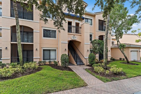 Condo in Palm Beach Gardens, Florida, 3 bedrooms  № 2352611 - photo 5