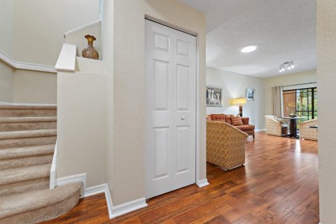 Condo in Palm Beach Gardens, Florida, 3 bedrooms  № 2352611 - photo 11