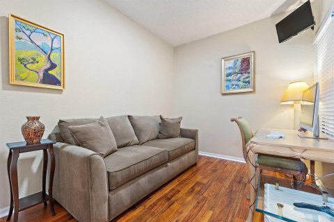 Condo in Palm Beach Gardens, Florida, 3 bedrooms  № 2352611 - photo 12