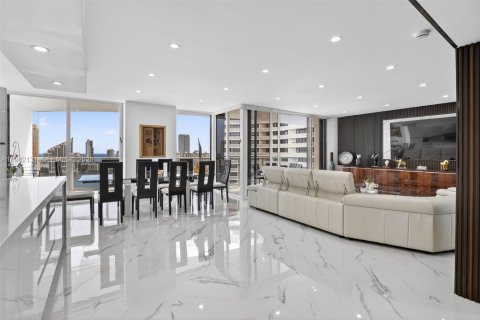 Купить кондоминиум в Авентура, Флорида 3 спальни, 229.47м2, № 2243943 - фото 14