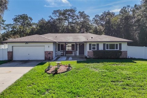 Villa ou maison à Floral City, Floride 3 chambres, 142.6 m2 № 2361422