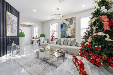 Купить виллу или дом в Хайалиа, Флорида 5 спален, 286.51м2, № 1989360 - фото 14