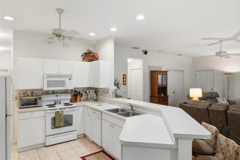Villa ou maison à vendre à Port Charlotte, Floride: 2 chambres, 126.72 m2 № 2428933 - photo 13