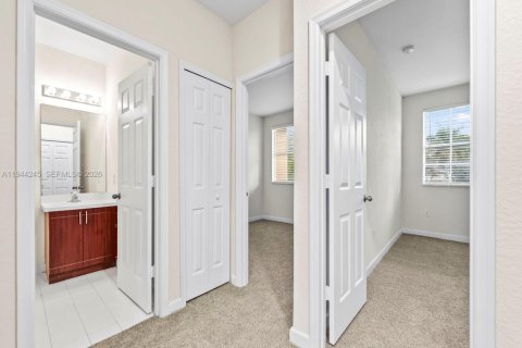 Adosado en venta en Homestead, Florida, 4 dormitorios, 172.05 m2 № 2000681 - foto 19