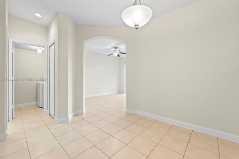 Adosado en venta en Homestead, Florida, 4 dormitorios, 172.05 m2 № 2000681 - foto 7