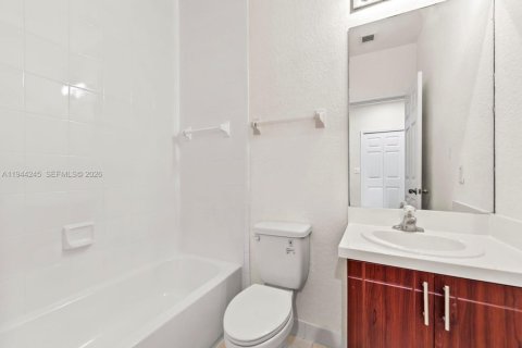 Adosado en venta en Homestead, Florida, 4 dormitorios, 172.05 m2 № 2000681 - foto 23