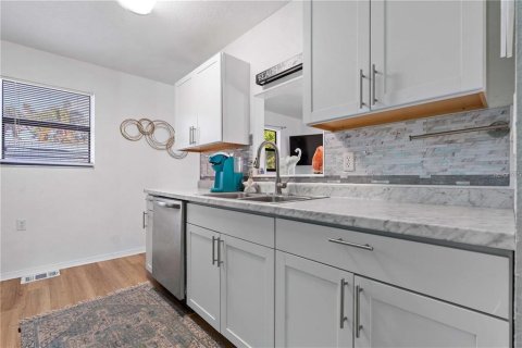 House in Bradenton, Florida 2 bedrooms, 80.27 sq.m. № 2259170 - photo 19