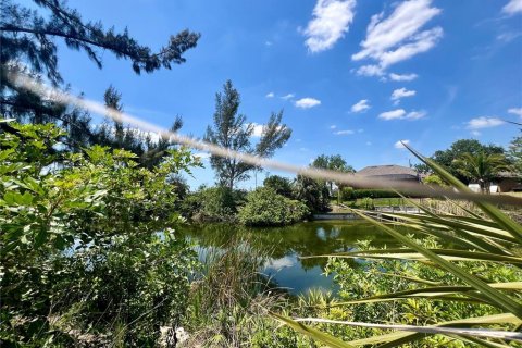 Land in Cape Coral, Florida № 1773869 - photo 1