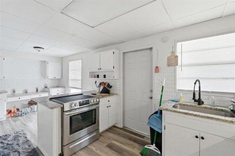 Купить виллу или дом в Тампа, Флорида 6 комнат, 166.95м2, № 2155893 - фото 11