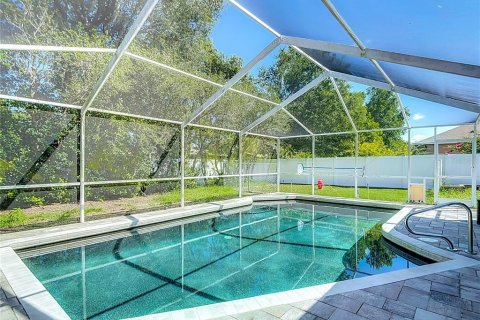 Casa en venta en Spring Hill, Florida, 3 dormitorios, 194.82 m2 № 1805535 - foto 3