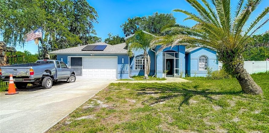 Casa en Spring Hill, Florida 3 dormitorios, 194.82 m2 № 1805535