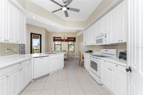 Copropriété à vendre à Punta Gorda, Floride: 2 chambres, 137.96 m2 № 1879470 - photo 8