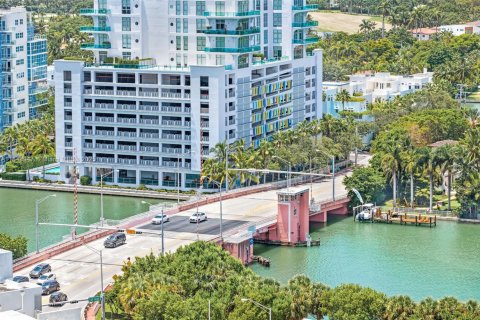 Copropriété à louer à Miami Beach, Floride: 2 chambres, 122.82 m2 № 1850587 - photo 27