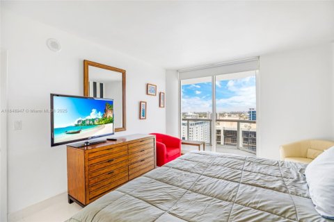 Copropriété à louer à Miami Beach, Floride: 2 chambres, 122.82 m2 № 1850587 - photo 12