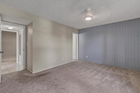 Copropriété à vendre à Pembroke Pines, Floride: 2 chambres, 96.34 m2 № 2147340 - photo 25