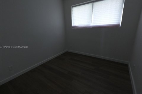 Casa en alquiler en Homestead, Florida, 3 dormitorios, 121.79 m2 № 1928791 - foto 6